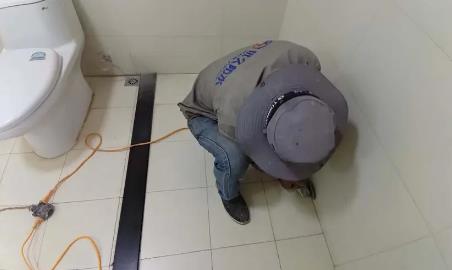 乌恰卫生间补漏